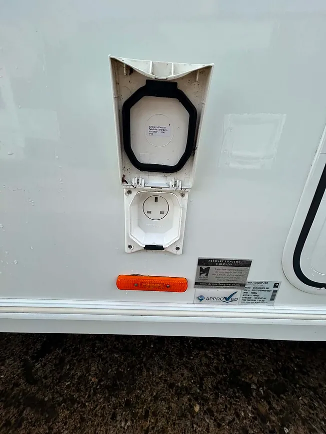 Swift challenger 560