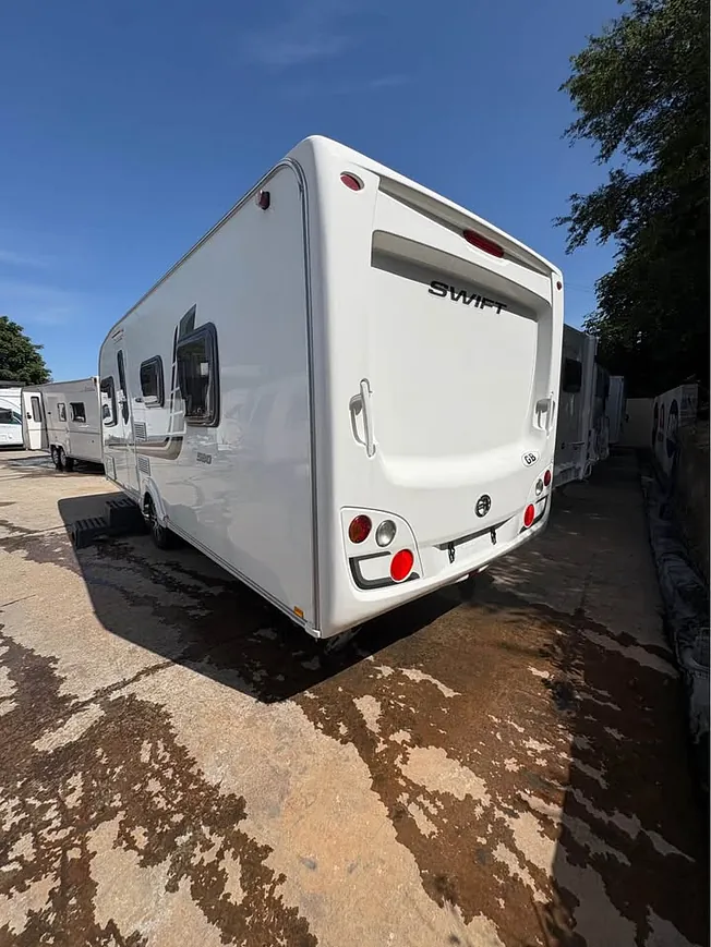 2010 Swift challenger 580