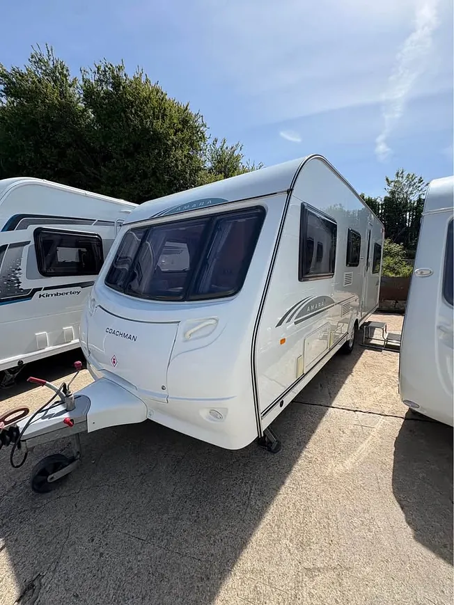 Coachman Amara