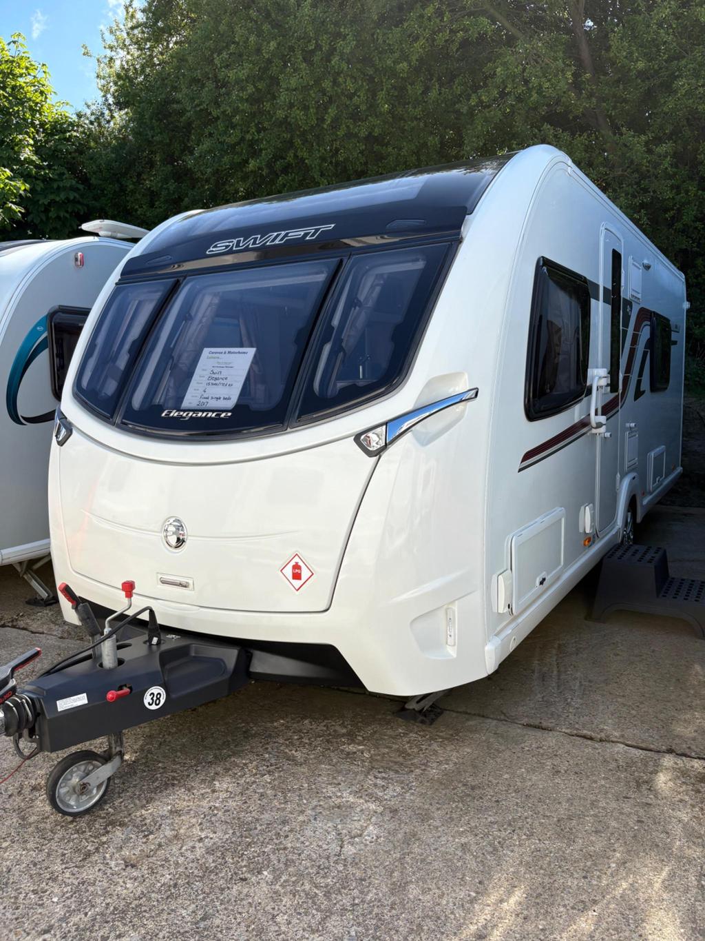 Swift Elegance 565 - 2017