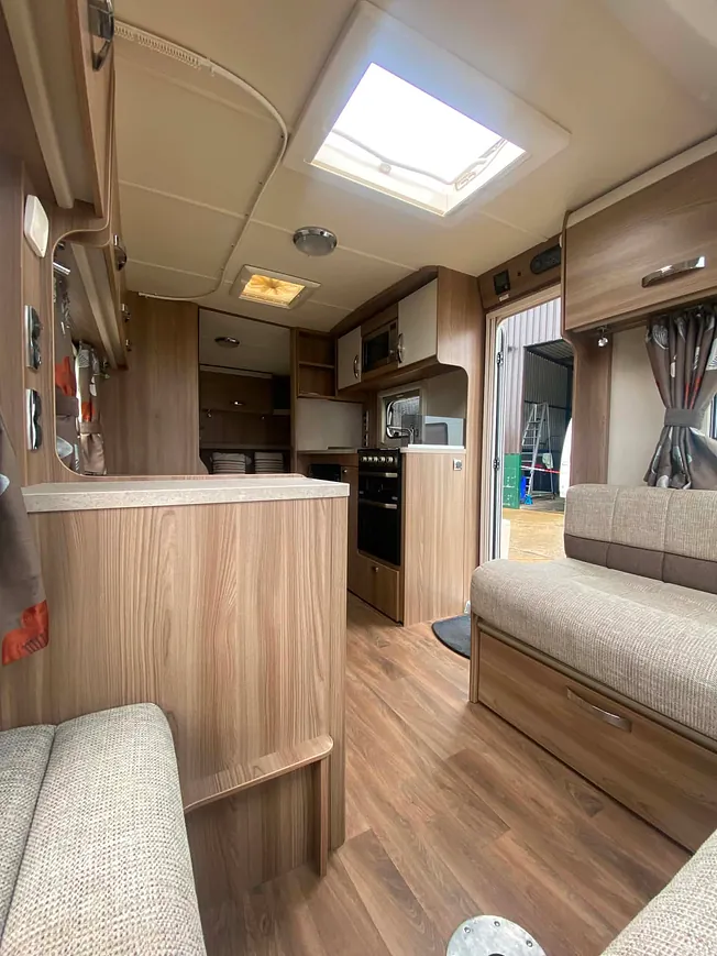 Swift Ace Pioneer 2016